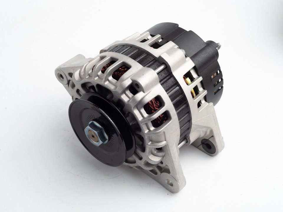 Alternator miniincarcator Bobcat 863