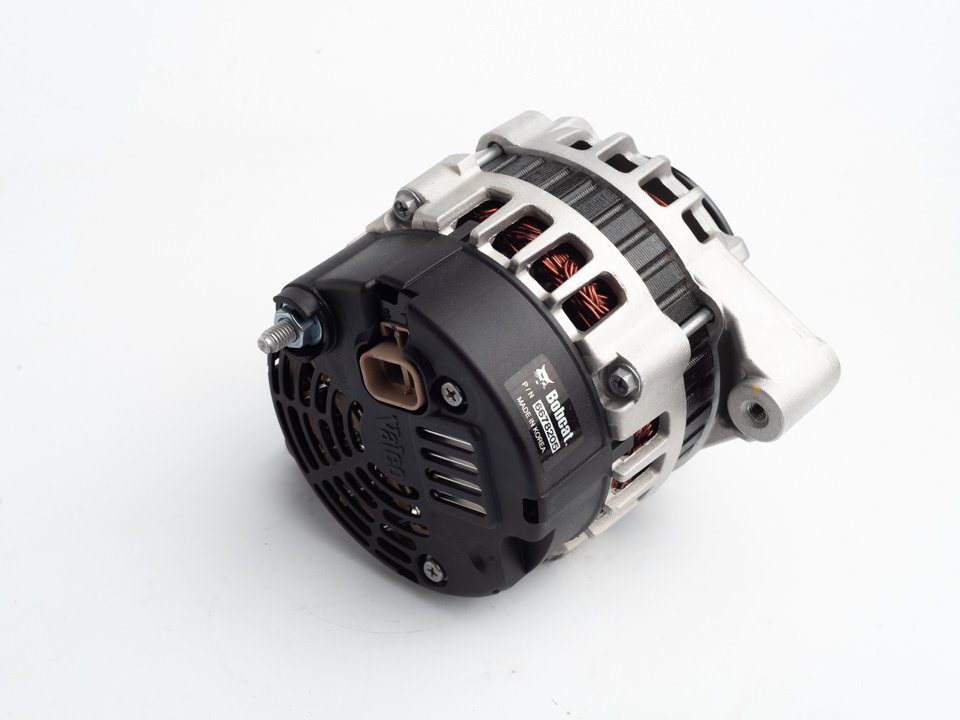 Alternator miniincarcator Bobcat A220