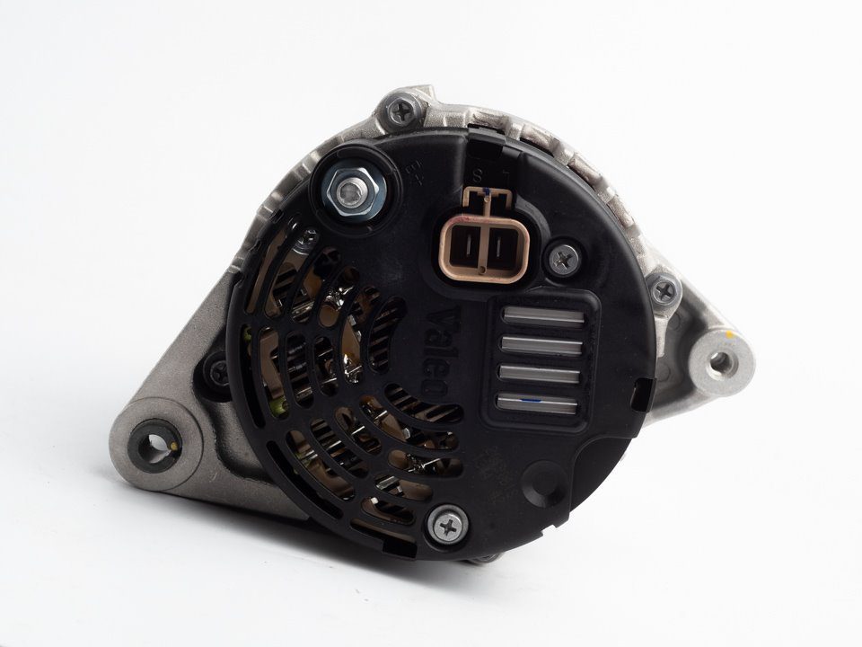 Alternator vehicul utilitar Bobcat 5610